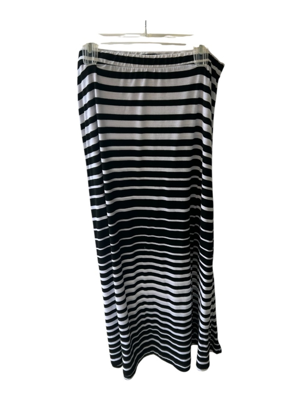Roz & Ali Black and White Striped Maxi Skirt